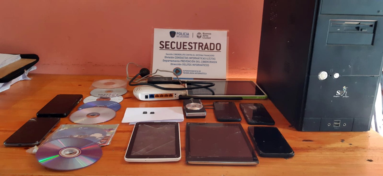 images_2021_NoticiasVarias_Pornografos_2